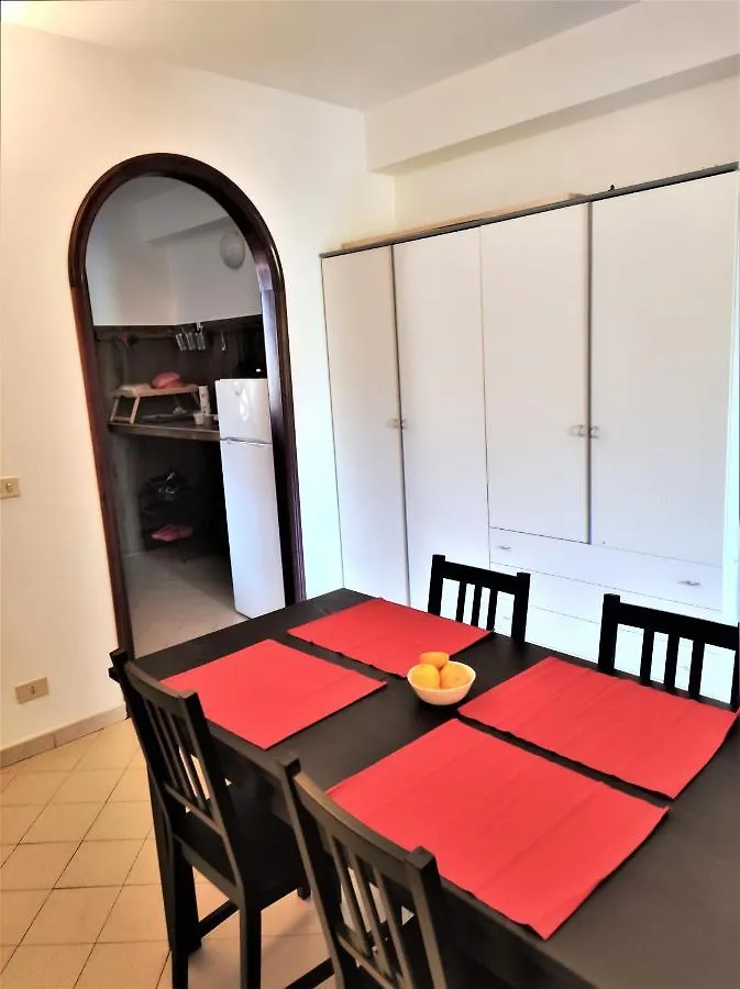Appartamento Casa dei Fiori con la vista a Taormina Schiso